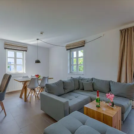 Rugana - Komfort Mit 1 Schlafzimmer Und Terrasse A55 公寓 *