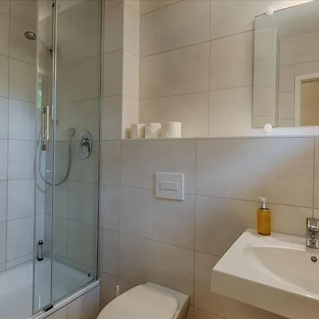 Rugana - Komfort Mit 1 Schlafzimmer Und Terrasse A55 公寓